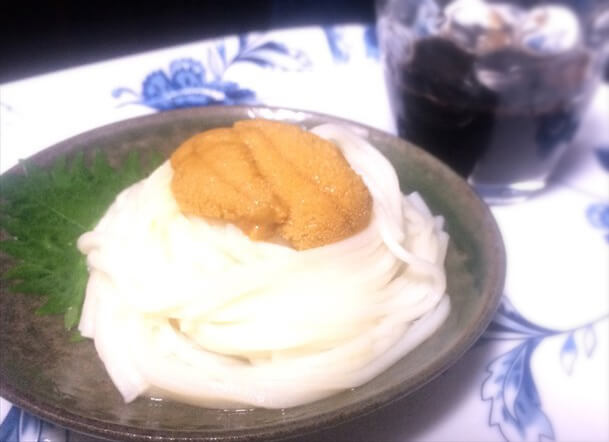 プチ贅沢冷麺!赤ワイン醤油つゆとウニの冷麺